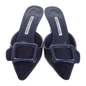 Manolo Blahnik Maysale Blue tweed  like new 6.5
